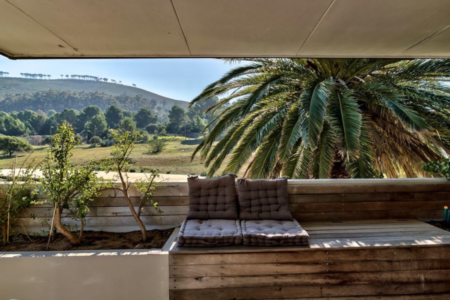 2 Bedroom Property for Sale in Tamboerskloof Western Cape